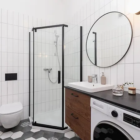 Apartment 2 - Bedroom With Balcony - Rejtana 10
